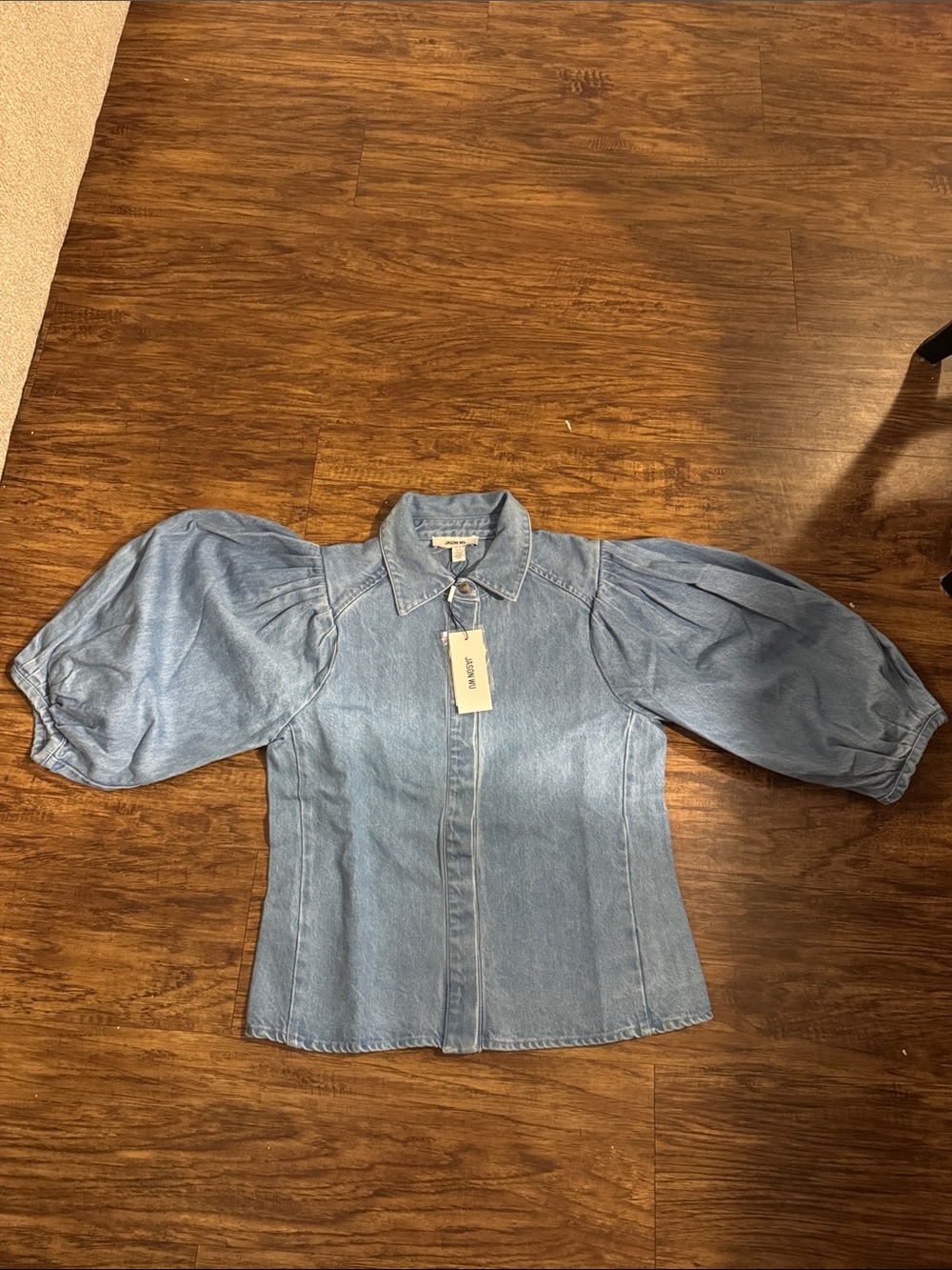 Met Tuckernuck top size small